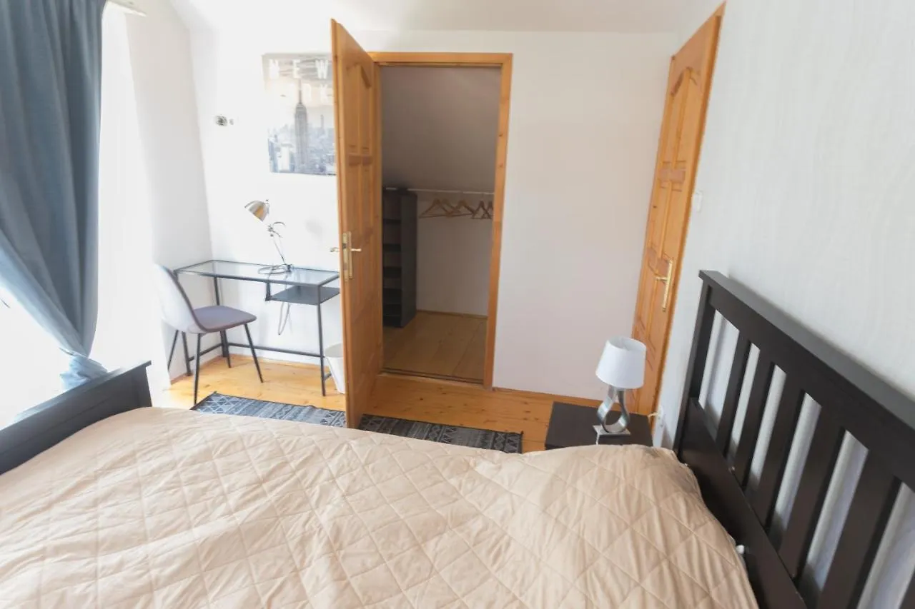Hi-Bp Garden City Batsanyi Apartment 3 Rooms, Apartment Upstairs Near The City Train With Free Parking Budapest 0*,  Hungary